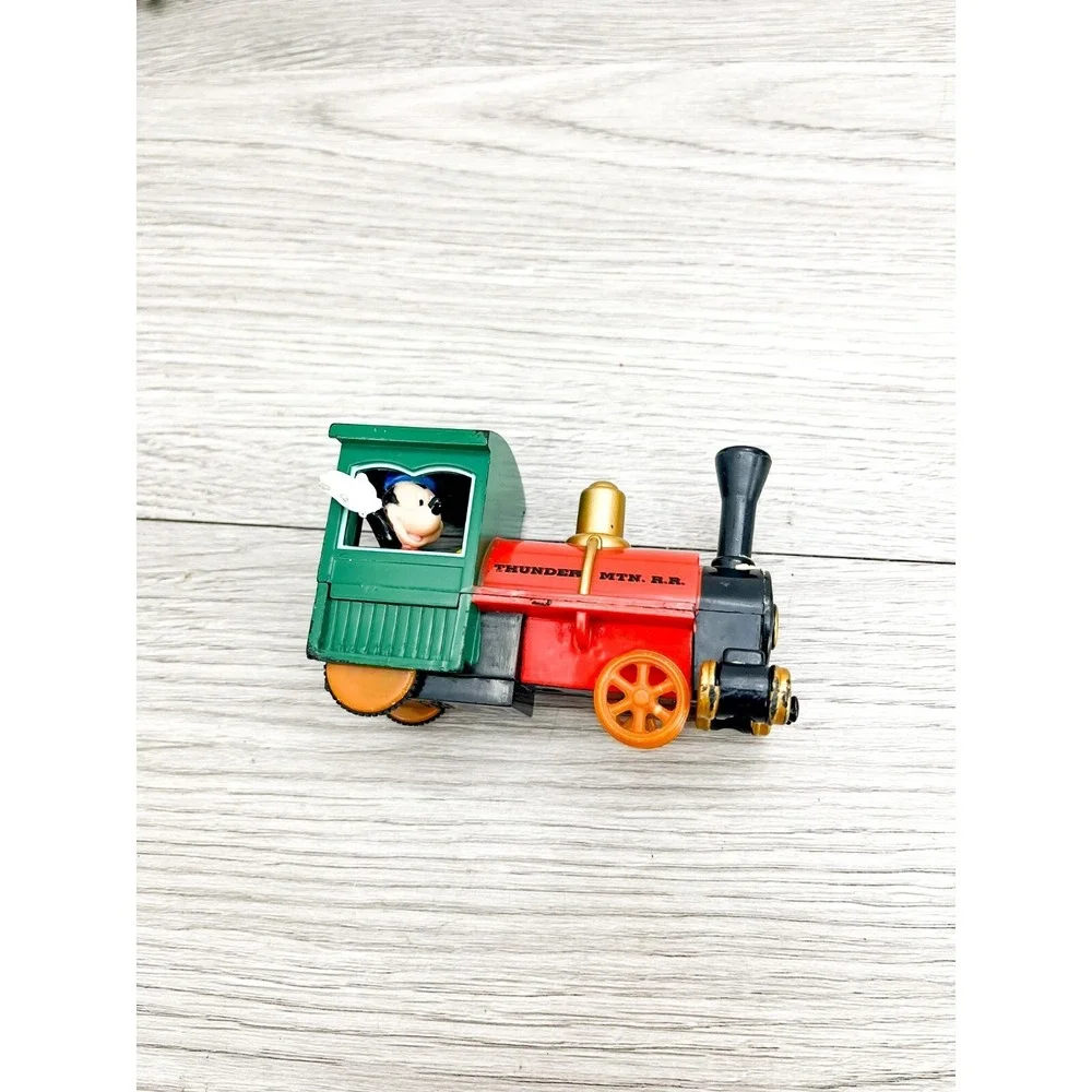 Disney Thunder Mountain R.R. Train with Mickey‎ Mouse Collectible Toy!